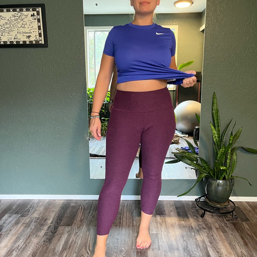 Beyond Yoga 3/4 leggings size Large
